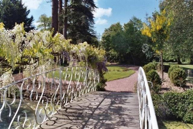 Le Moulin De Francueil B&B 객실 사진