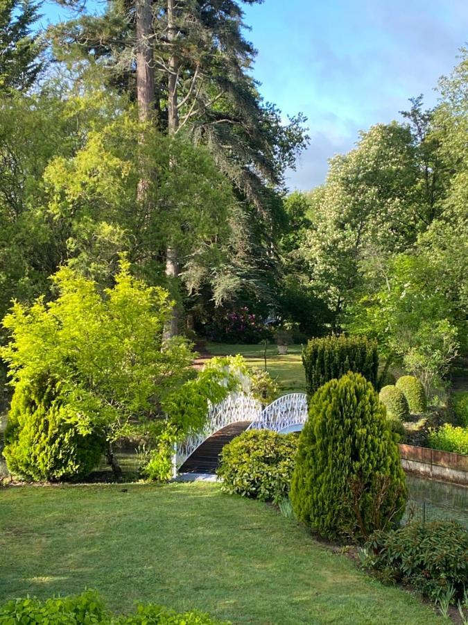 Le Moulin De Francueil B&B 외부 사진