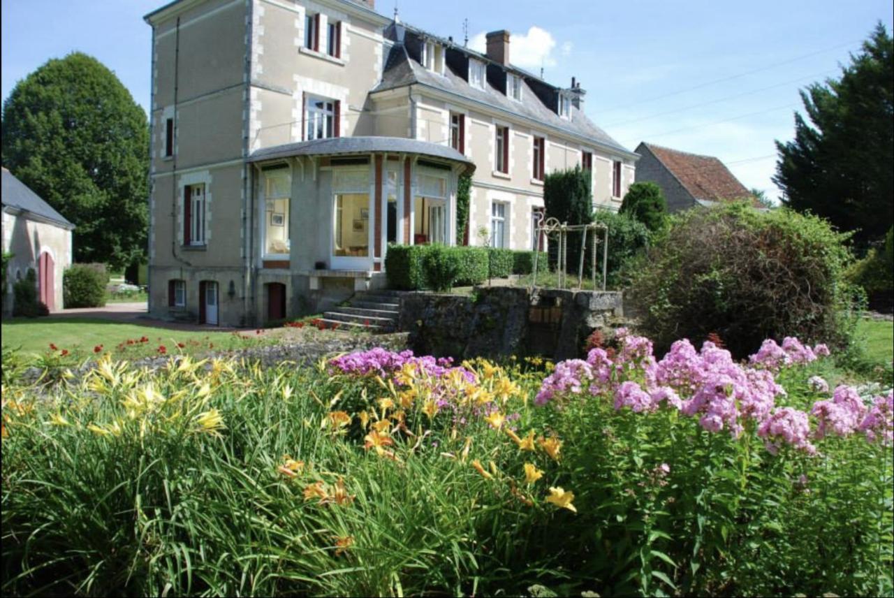 Le Moulin De Francueil B&B 외부 사진