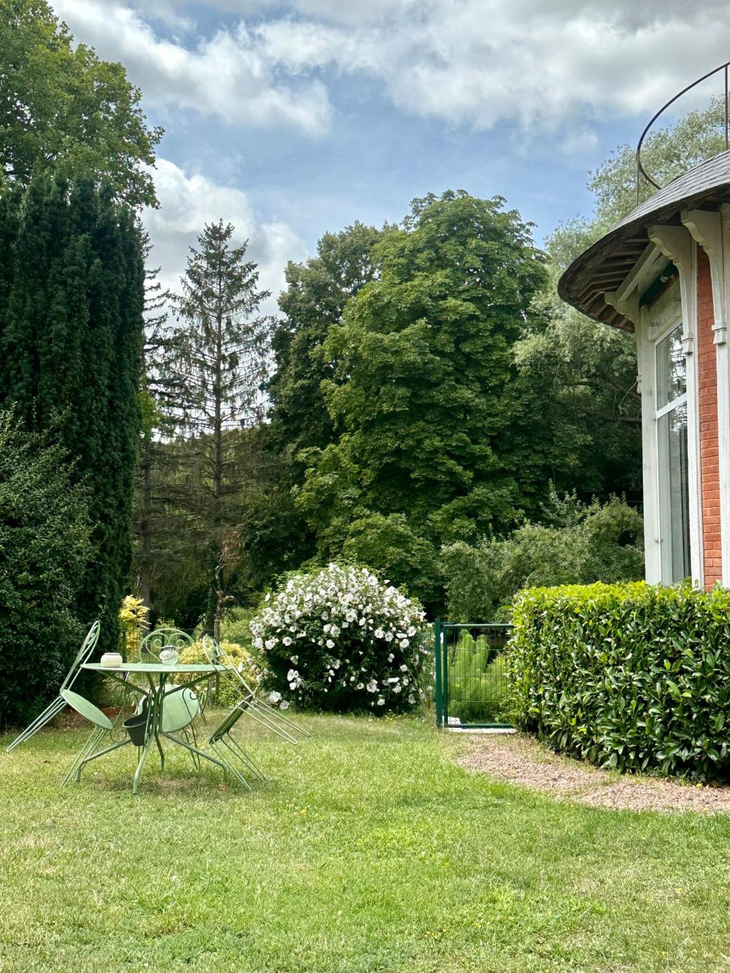 Le Moulin De Francueil B&B 외부 사진