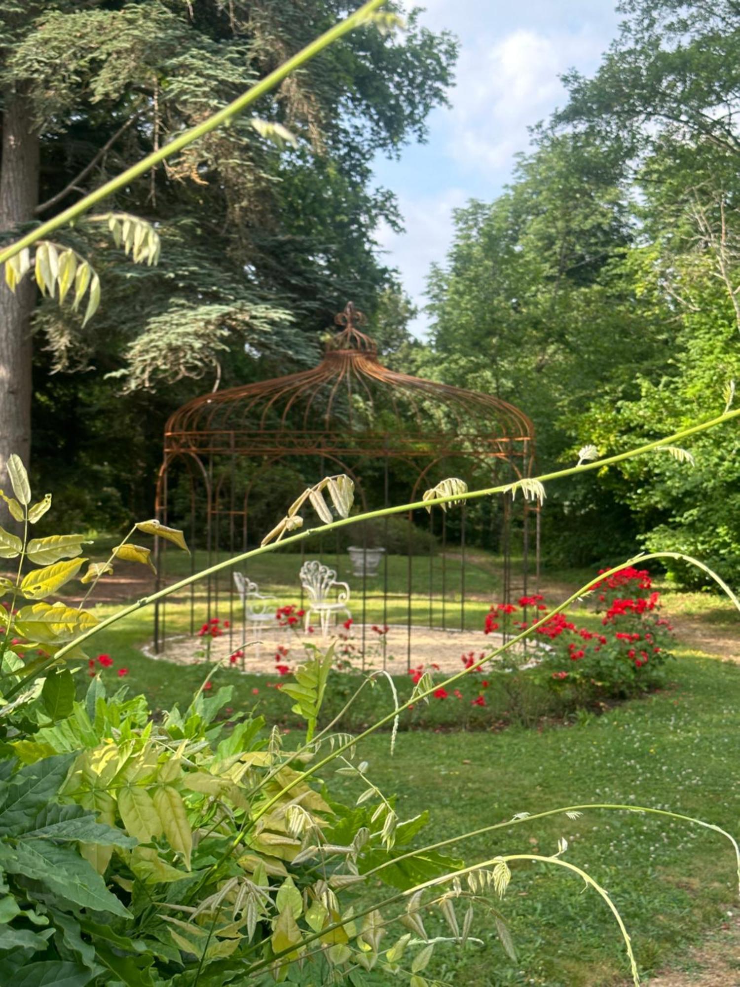 Le Moulin De Francueil B&B 외부 사진