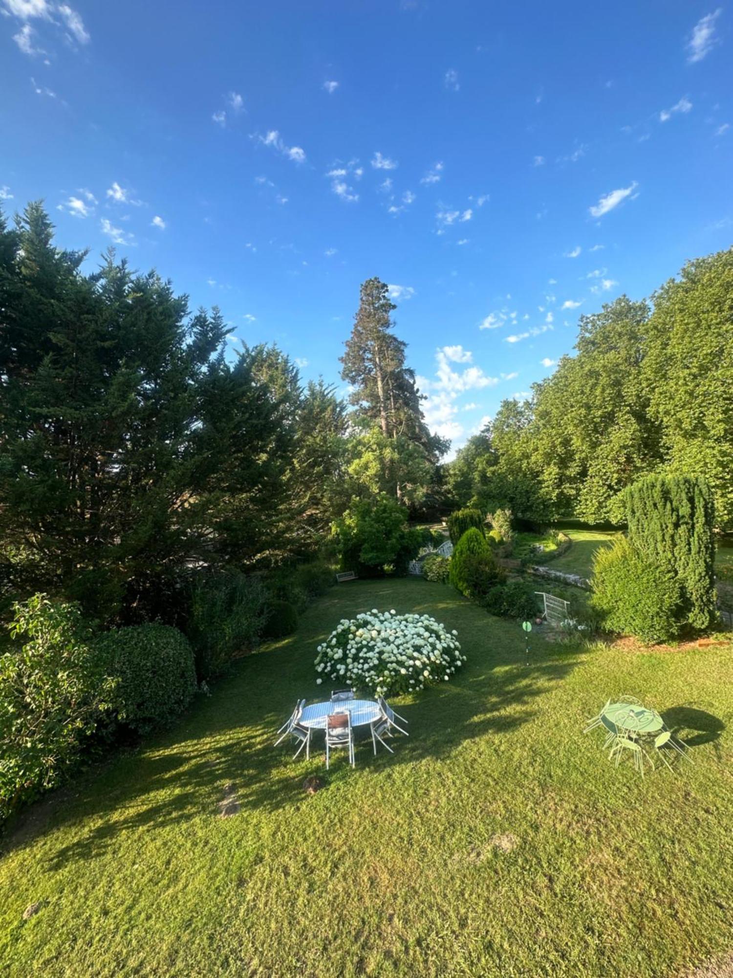 Le Moulin De Francueil B&B 외부 사진